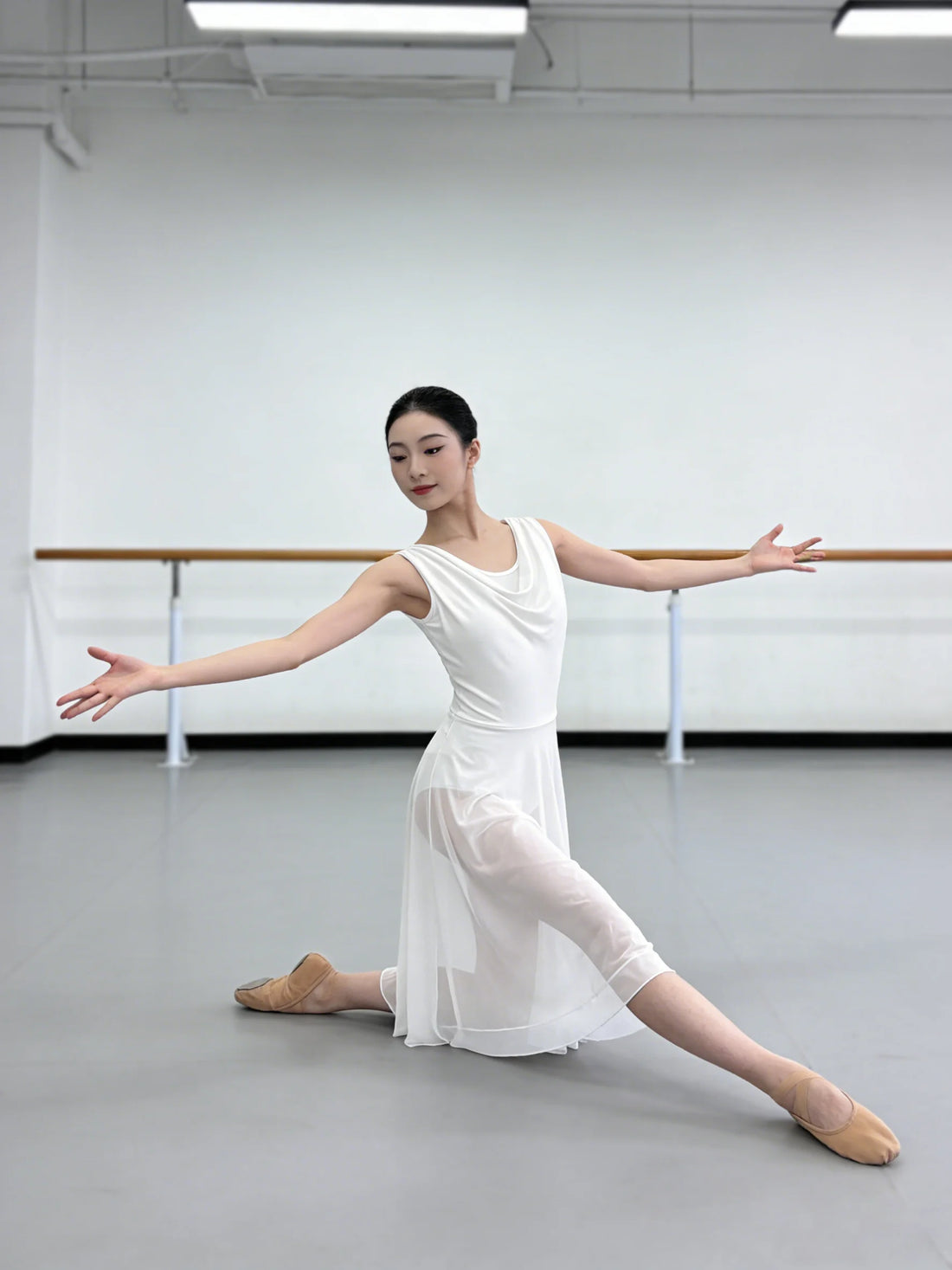 Adult Women Lyrical Dance Costume Modern Contemporary Dancewear V-Neck Backless Mesh Tulle Flowy Overlay Dress Stage Performance