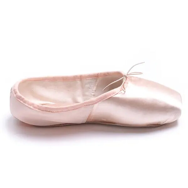 Darning pointe shoes on sale freed